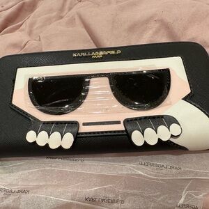 NWT Karl Lagerfeld Black and White Wallet